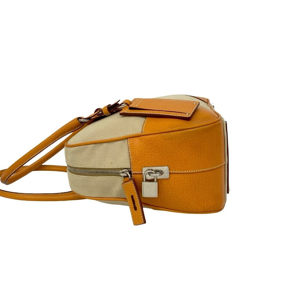 PRADA Cream Leather Shoulder Bag - Picture 5 of 10